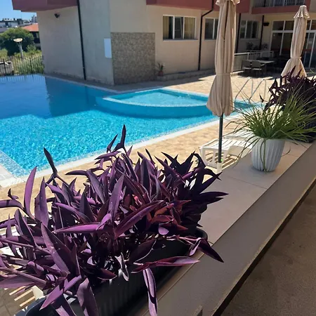 киво апарт Appartamento Sozopol